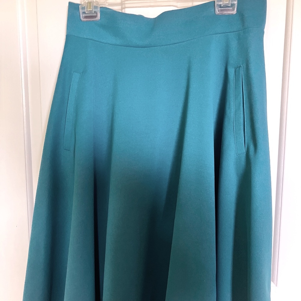 EUC Blue-Teal  H&M Wool-Like Pleated Skirt with Pockets- Medium